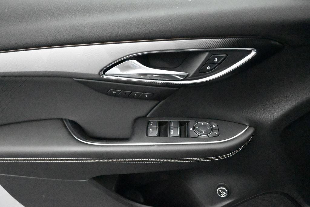 Used 2025 Moonstone Gray Metallic Buick Sport Touring image 9