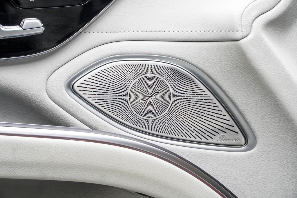 Used 2023 White Mercedes-Benz 580 image 40