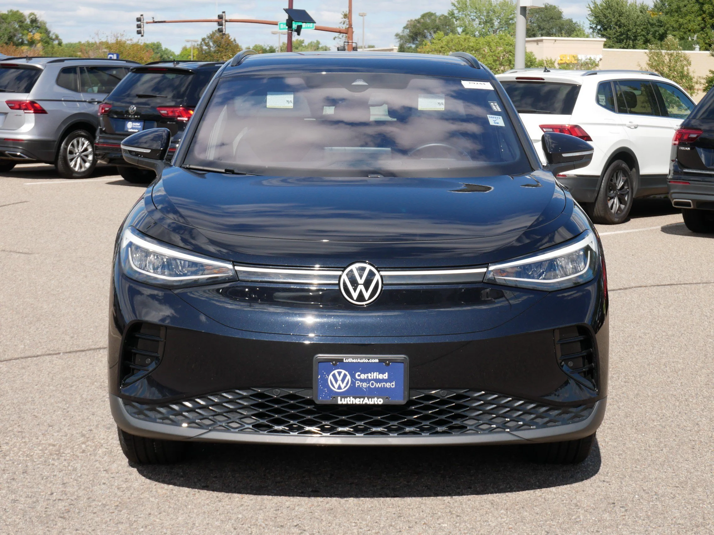 Certified 2023 Volkswagen ID.4 PRO with VIN 1V2DNPE85PC041872 for sale in Minneapolis, MN