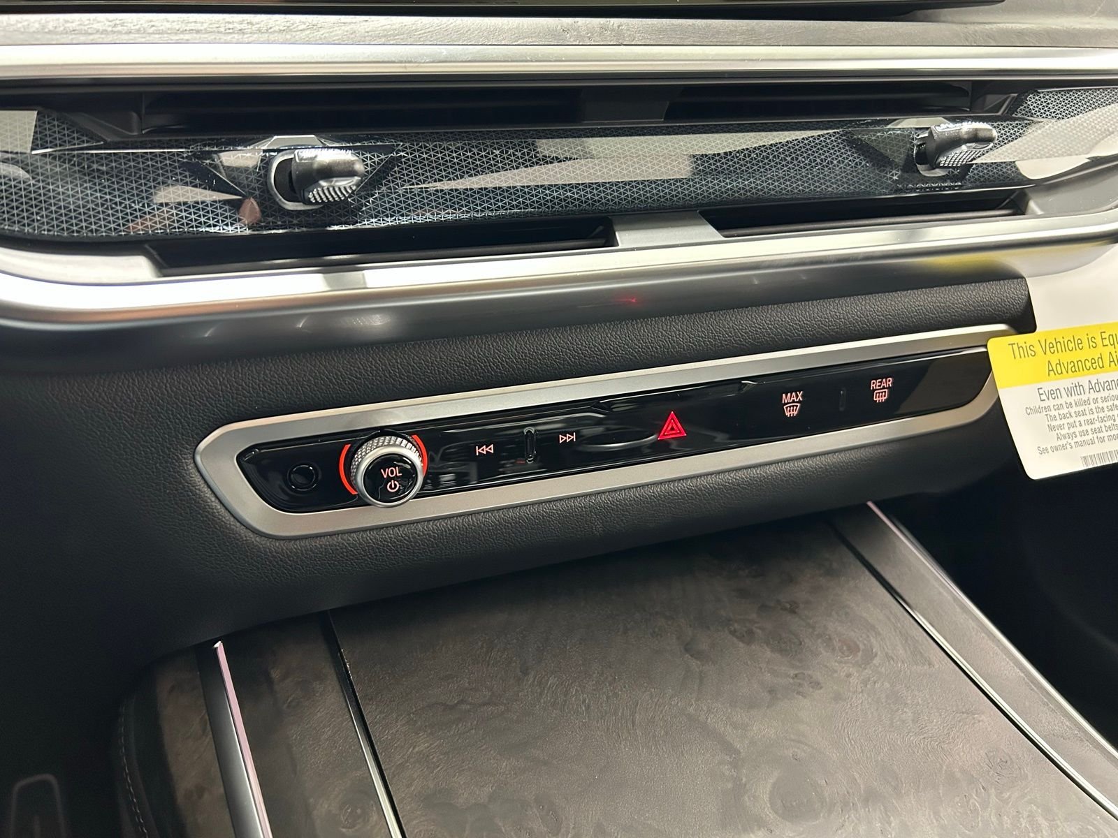 New 2026 0490 BMW xDrive40i image 19