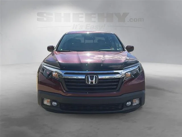 Used 2019 Deep Scarlet Pearl Honda  image 17