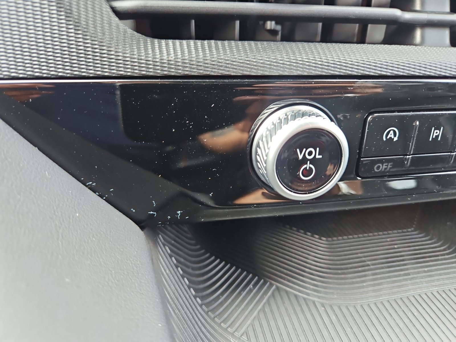 New 2026 Vapor Blue Metallic Ford Tremor® image 16