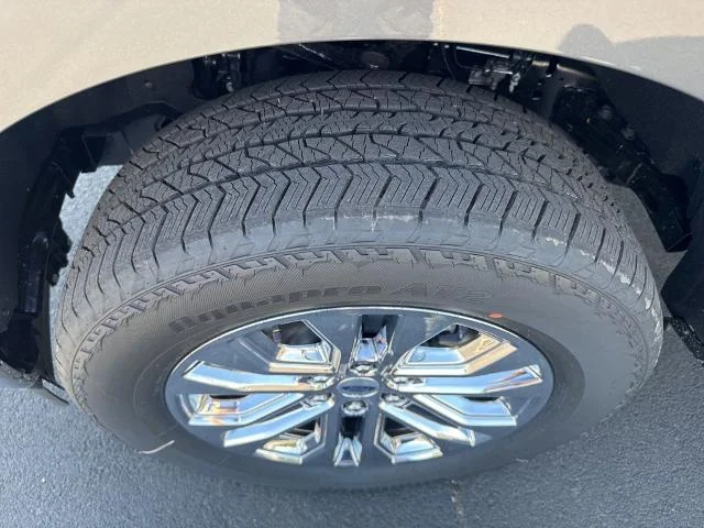 New 2026 Carbonized Gray Metallic Ford Lariat® image 9