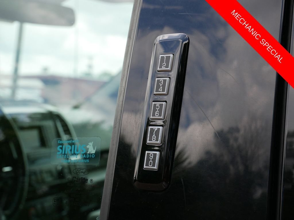 Used 2015 Silver Ford XLT image 13