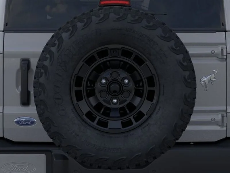 New 2026 Avalanche Gray Ford Outer Banks® image 24
