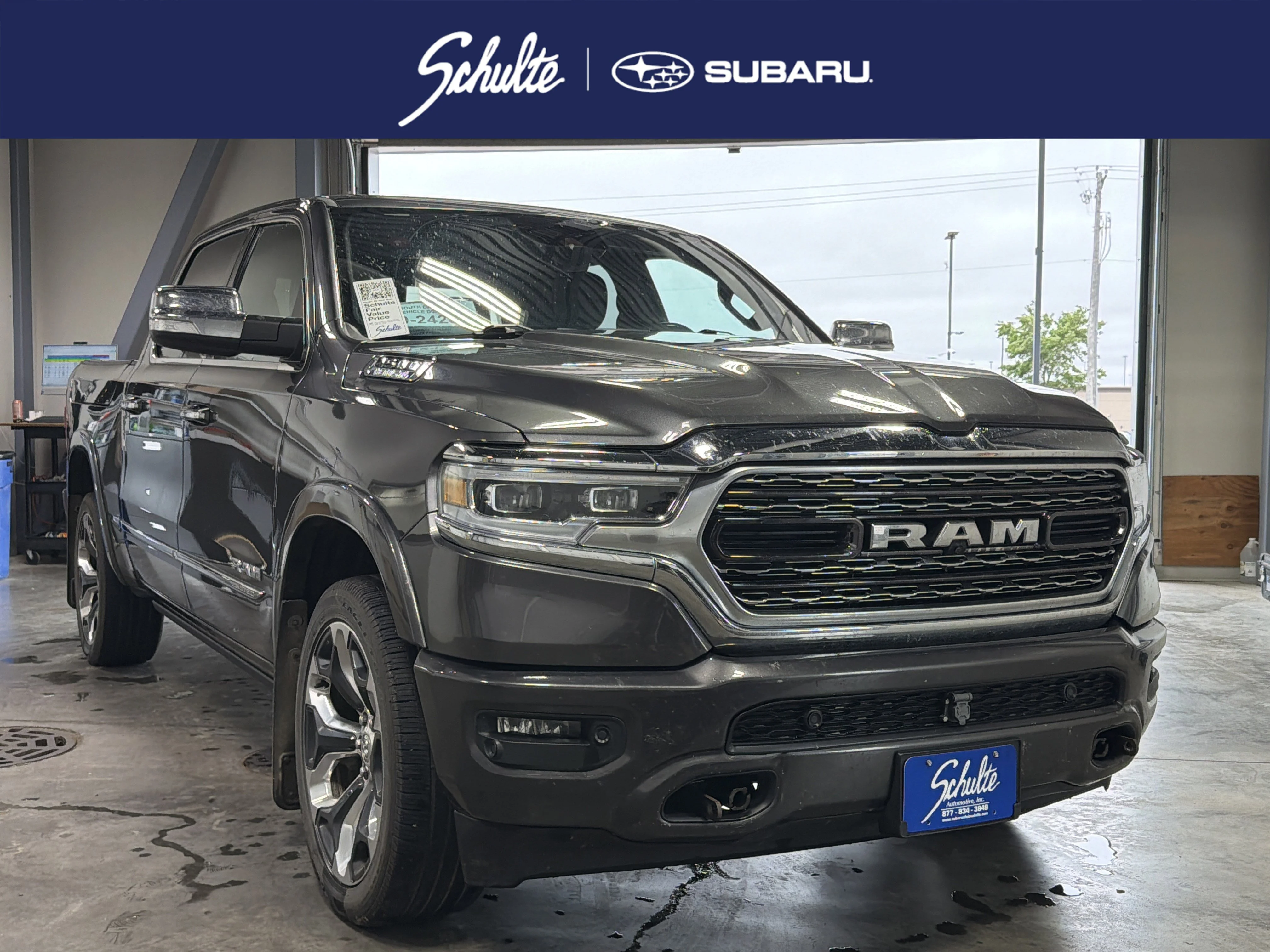 2020 RAM 1500 Limited 4x4 Crew Cab 5'7's photo