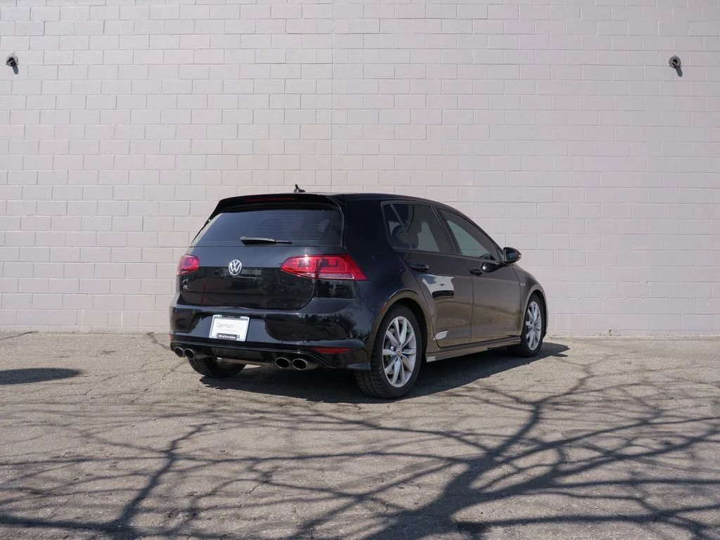 Used 2017  Volkswagen Base image 7