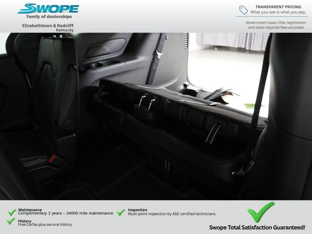 New 2026 Bright White Clear-Coat Exterior Paint Chrysler LX image 12