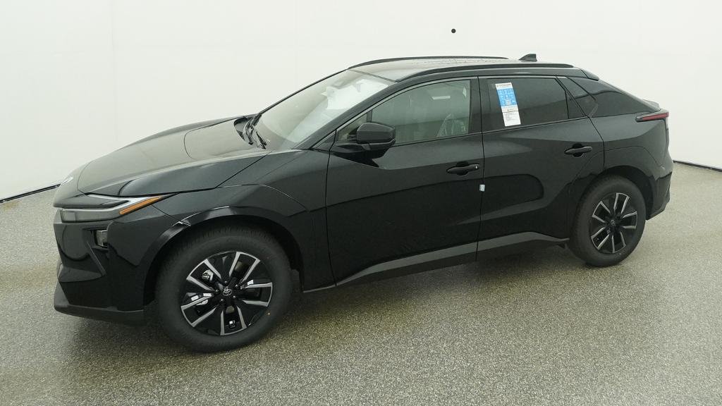 New 2026 Midnight Black Metallic Toyota XLE image 5