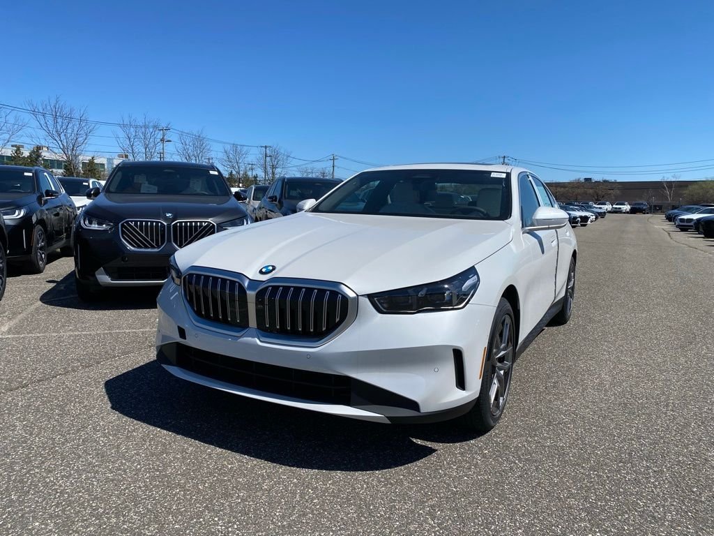 2026 BMW 5 Series 530i xDrive Sedan's photo