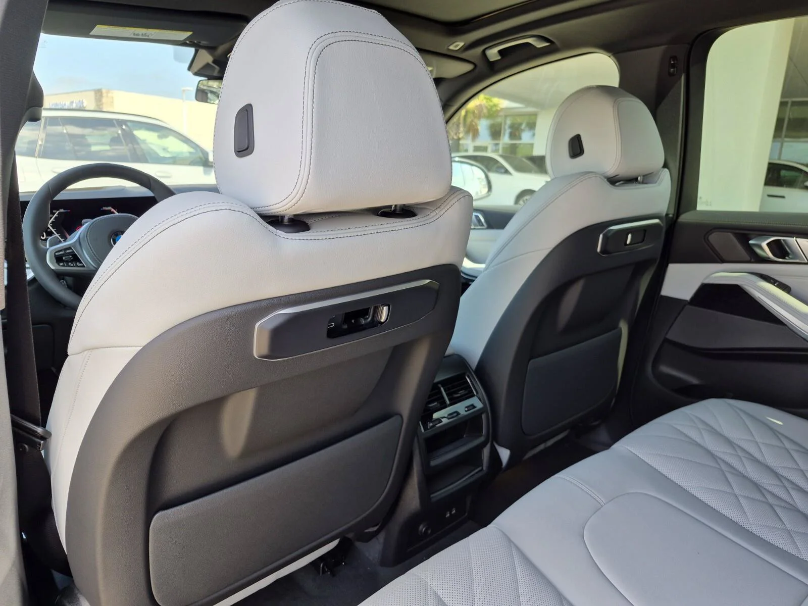 New 2026 Brooklyn Grey Metallic BMW xDrive40i image 18
