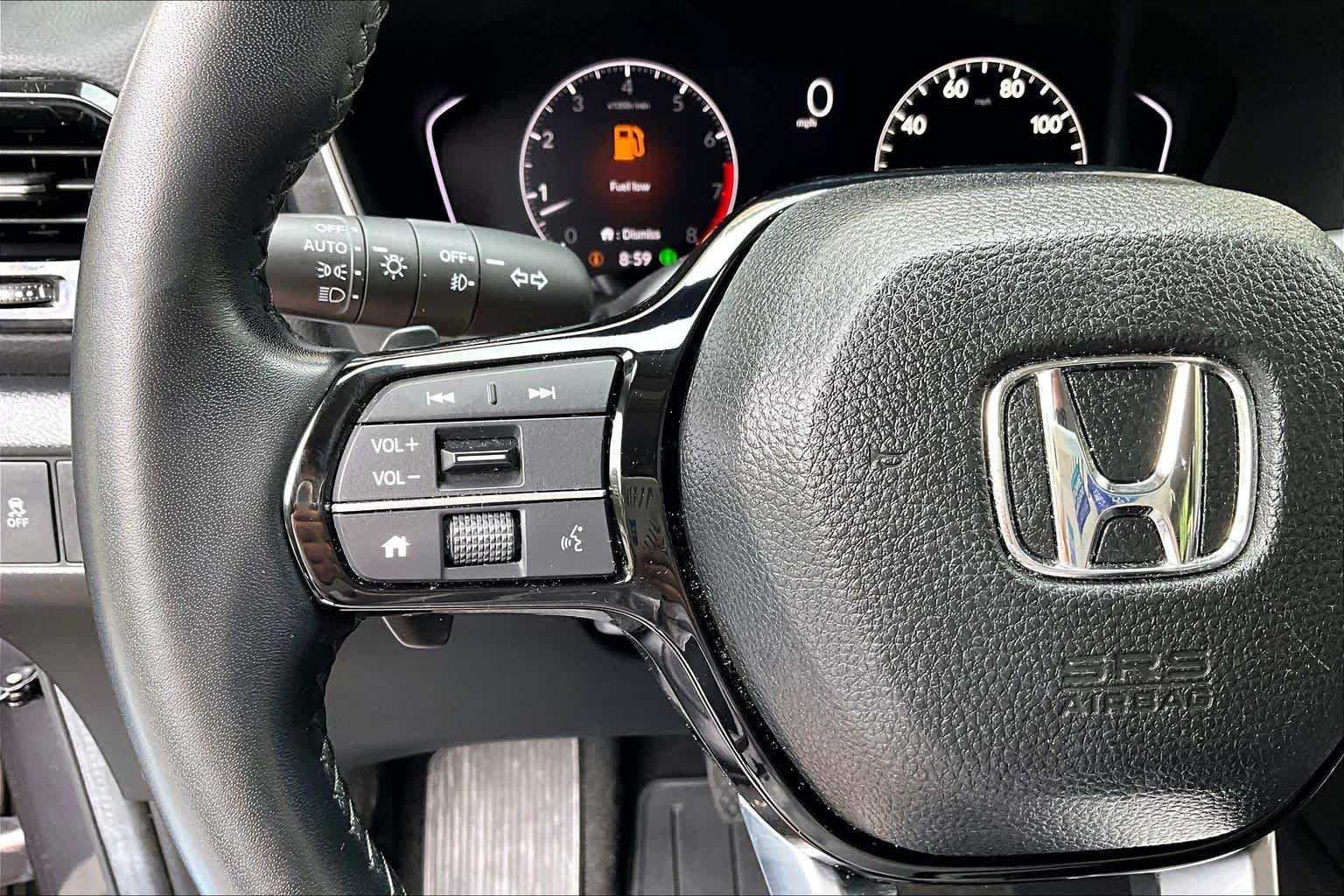 Certified Used 2025 Modern Steel Metallic Honda EX-L image 23