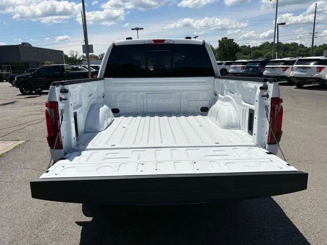 New 2026 White Ford XLT image 37