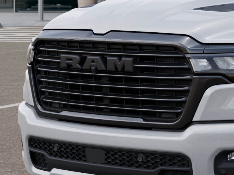 New 2026 Ivory White Tri-Coat Pearl-Coat Exterior Paint RAM Laramie image 28