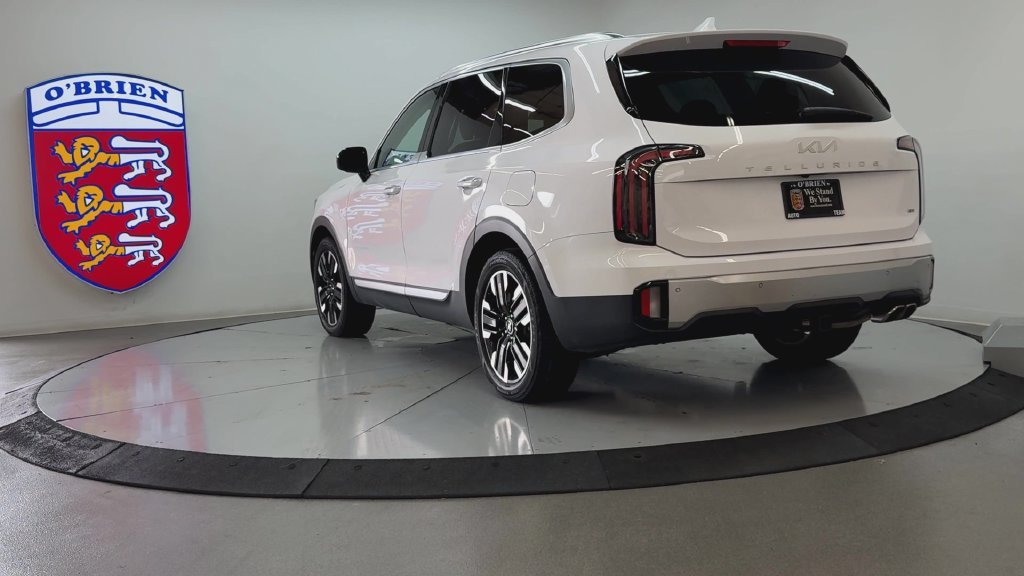 Used 2024 White Pearl Kia SX image 6