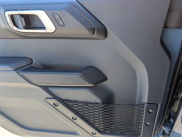 New 2025 Azure Gray Metallic Tri-Coat Ford Badlands® image 14