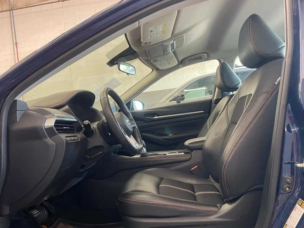Used 2023 Blue Nissan 2.5 SR image 10