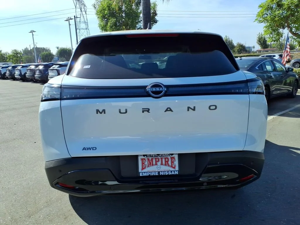 New 2026 Everest White Pearl TriCoat Nissan SV image 3