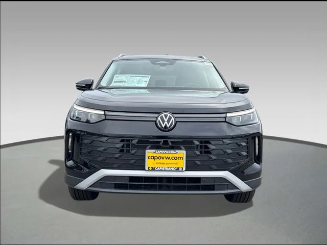 New 2026 Deep Black Pearl Volkswagen 2.0T SE image 2