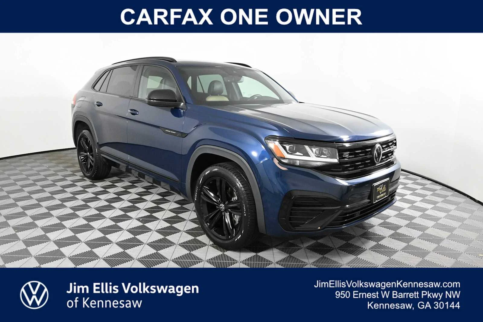 2023 Volkswagen Atlas Cross Sport 2.0T SEL R-Line Black 4MOTION's photo