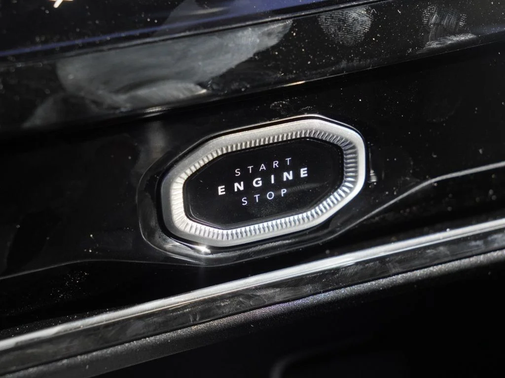 New 2026 Bright White Clearcoat Jeep Altitude image 16