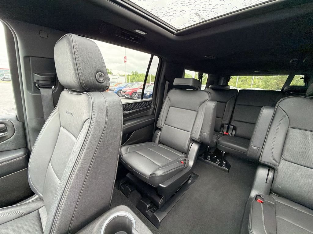 Used 2023 Red GMC Denali image 12
