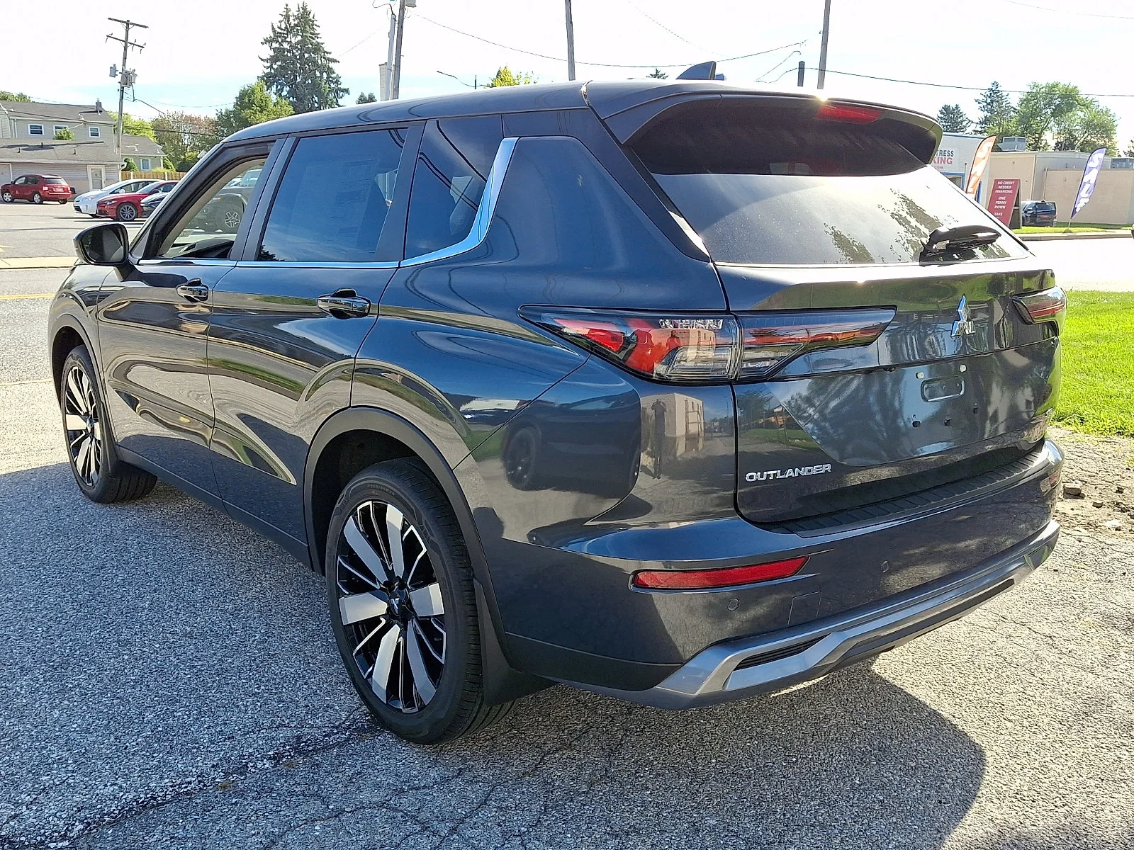 New 2026 Gray Mitsubishi SE image 5