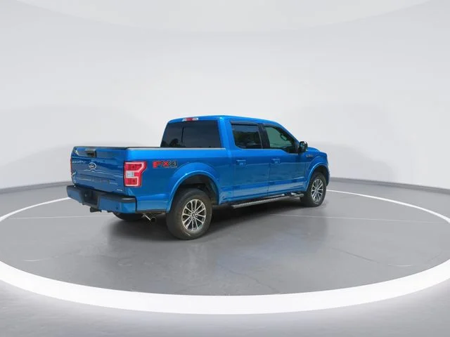 Used 2020 Blue Ford XLT image 8