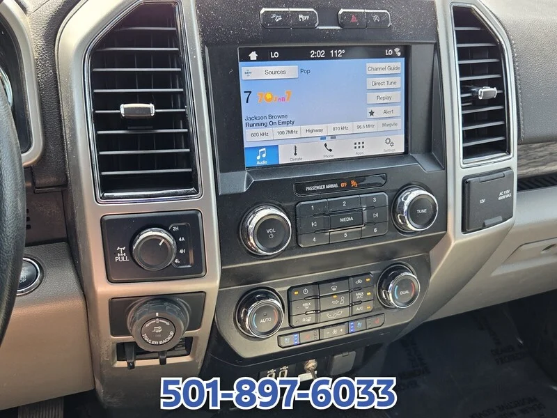 Used 2019 Oxford White FORD LARIAT 4WD SUPERCREW 5.5