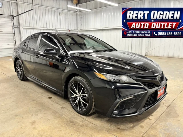 2024 Toyota Camry SE