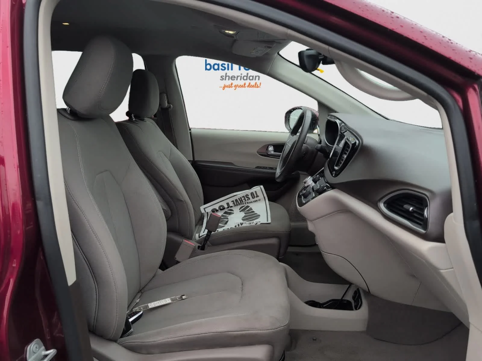 Used 2017 Velvet Red Pearlcoat Chrysler Touring image 20