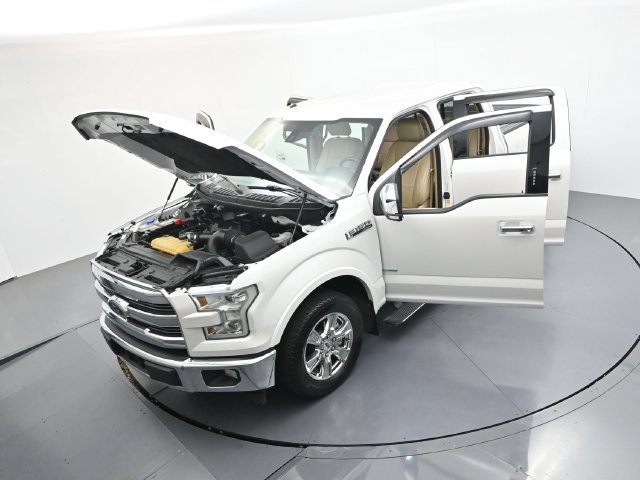 Used 2017 White Platinum Clearcoat Metallic Ford Lariat image 50