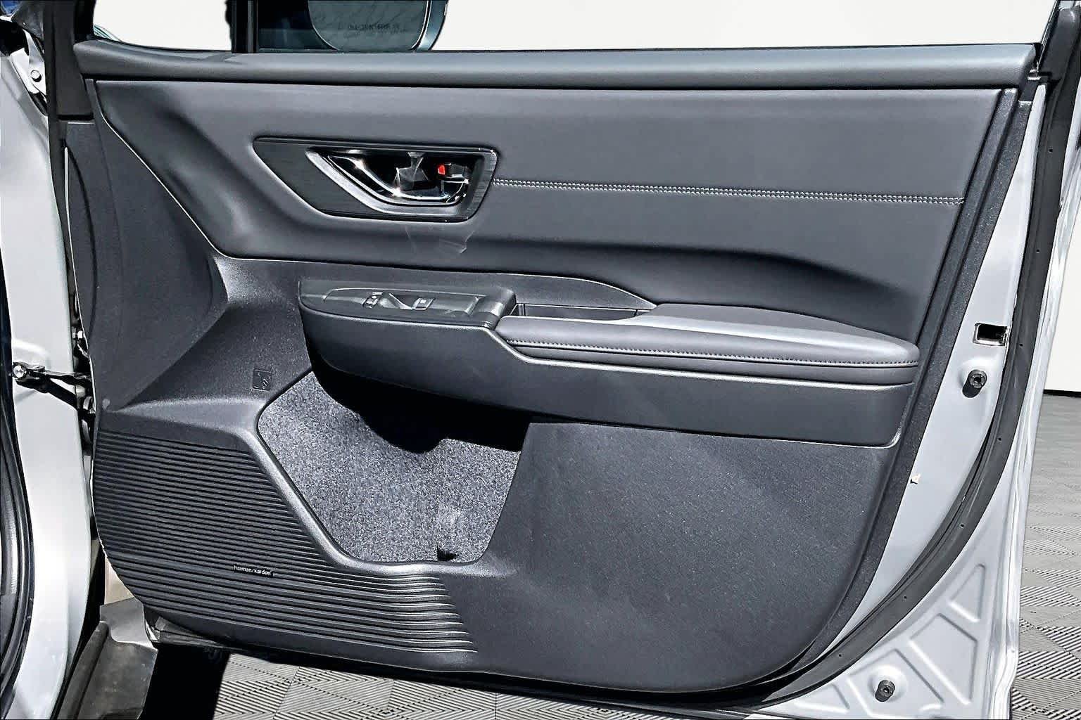 Used 2026 River Rock Pearl Subaru Touring image 45
