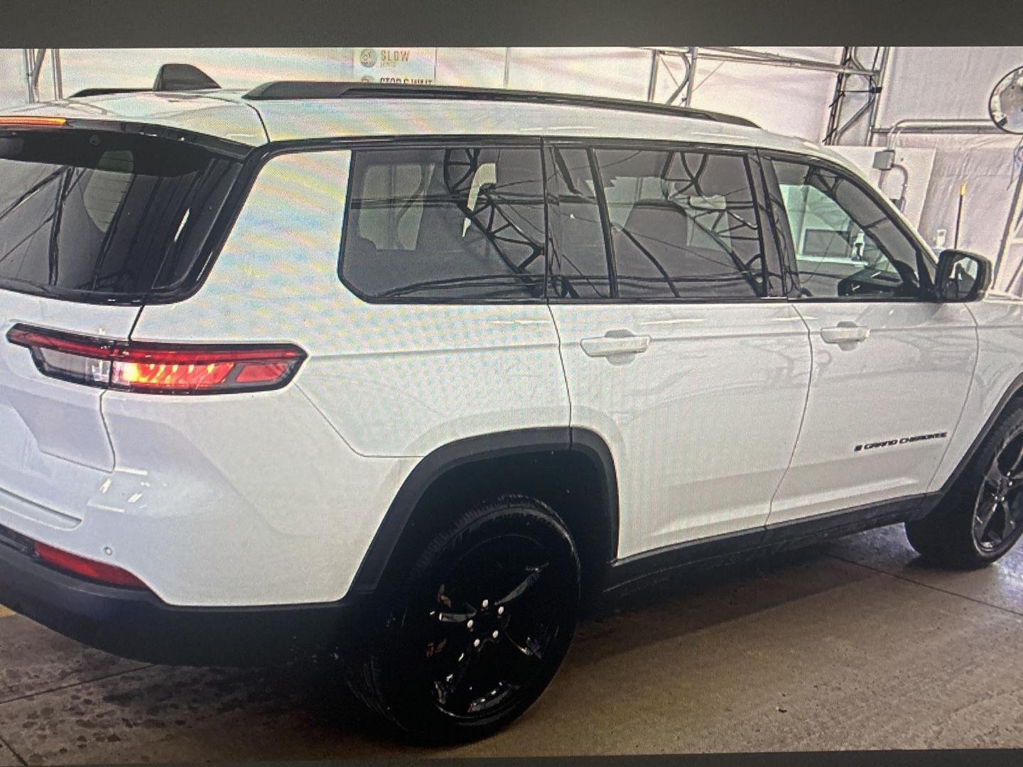 Used 2023 Bright White Clearcoat Jeep Altitude image 3