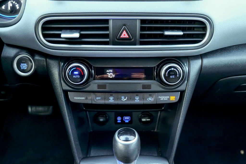 Used 2019 Sonic Silver Hyundai Limited image 46