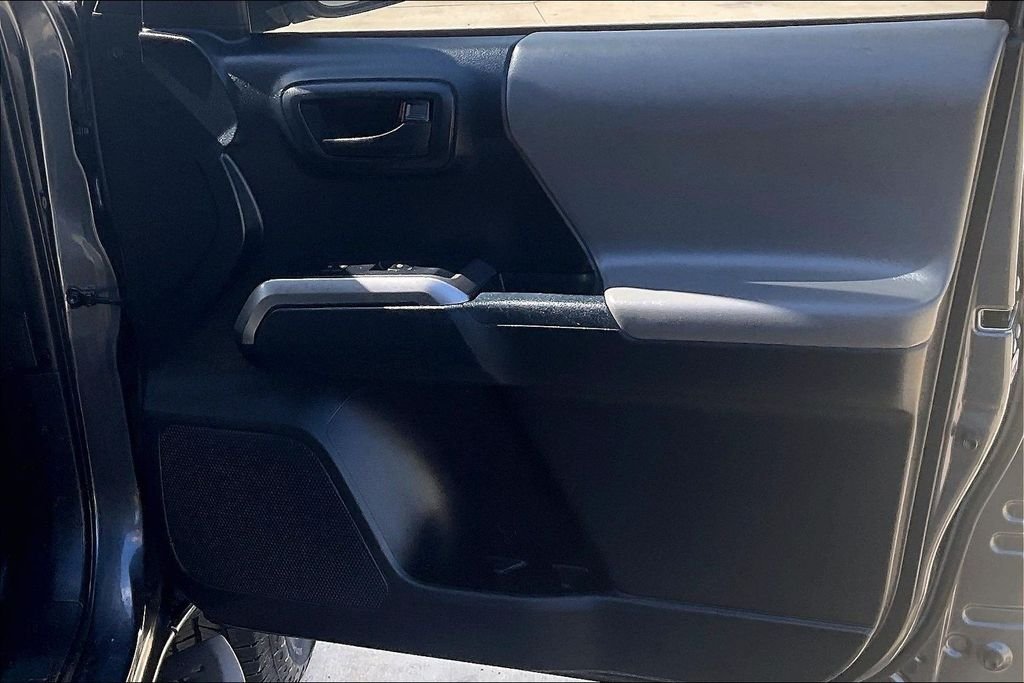 Used 2018 Gray Toyota SR5 image 23