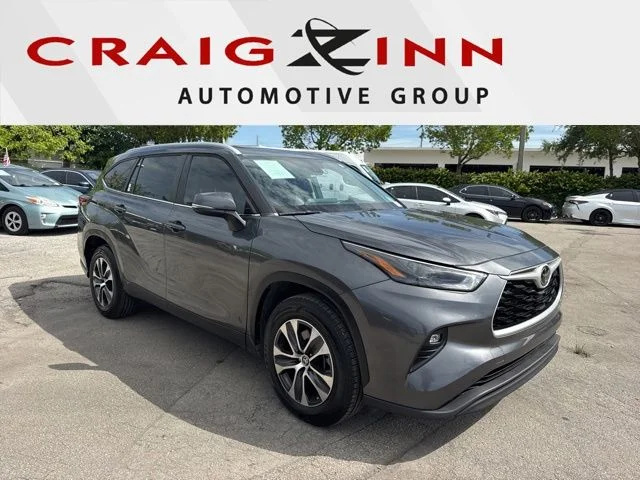 2023 Toyota Highlander XLE