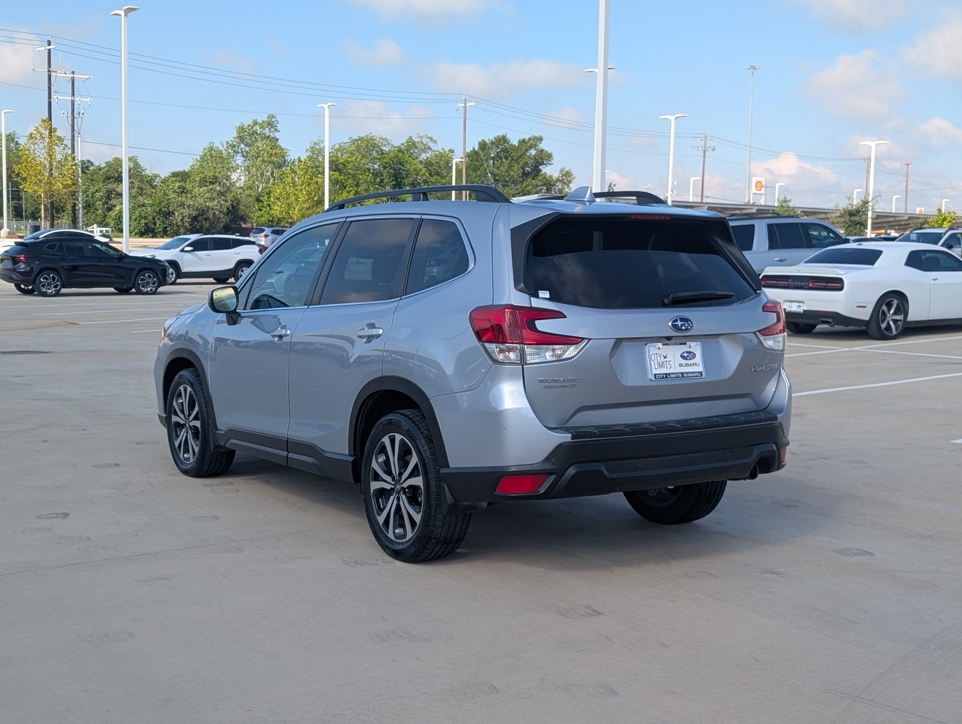 Used 2019 Silver Subaru Limited image 4