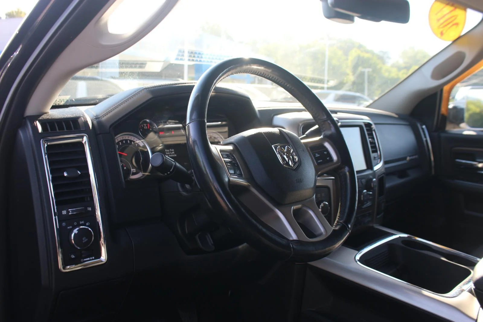 Used 2017 Black Ram Laramie image 17