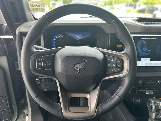 Used 2023 Gray Ford Badlands image 15