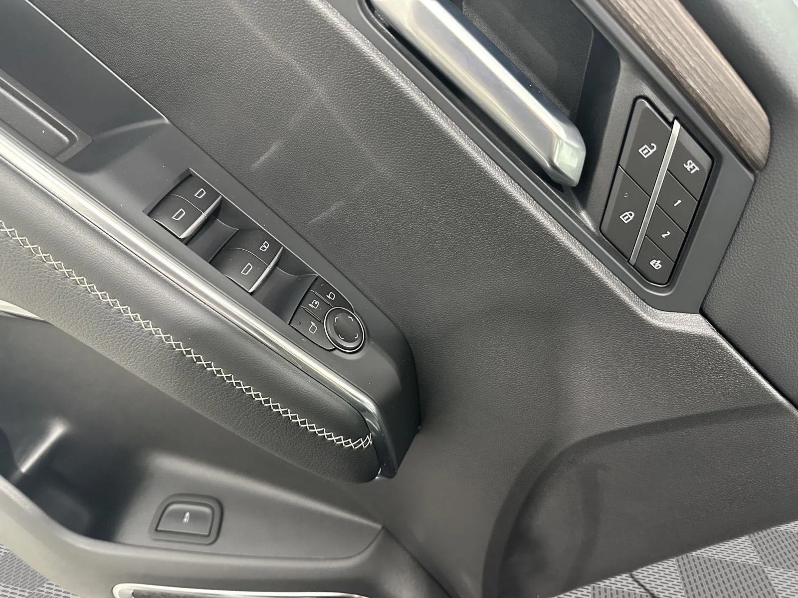 Used 2026 Summit White GMC Denali image 20