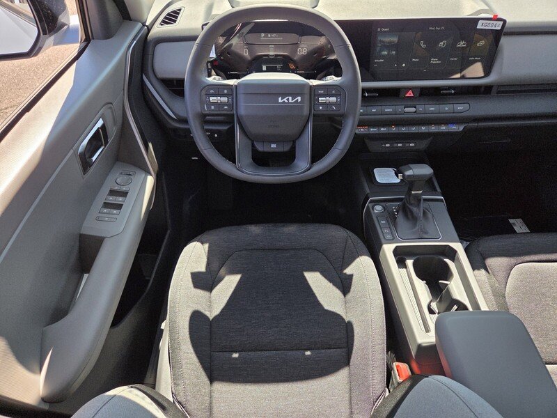 New 2027 Pale Gray Kia S image 8