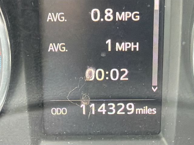 Used 2016 Silver Toyota XLE image 9