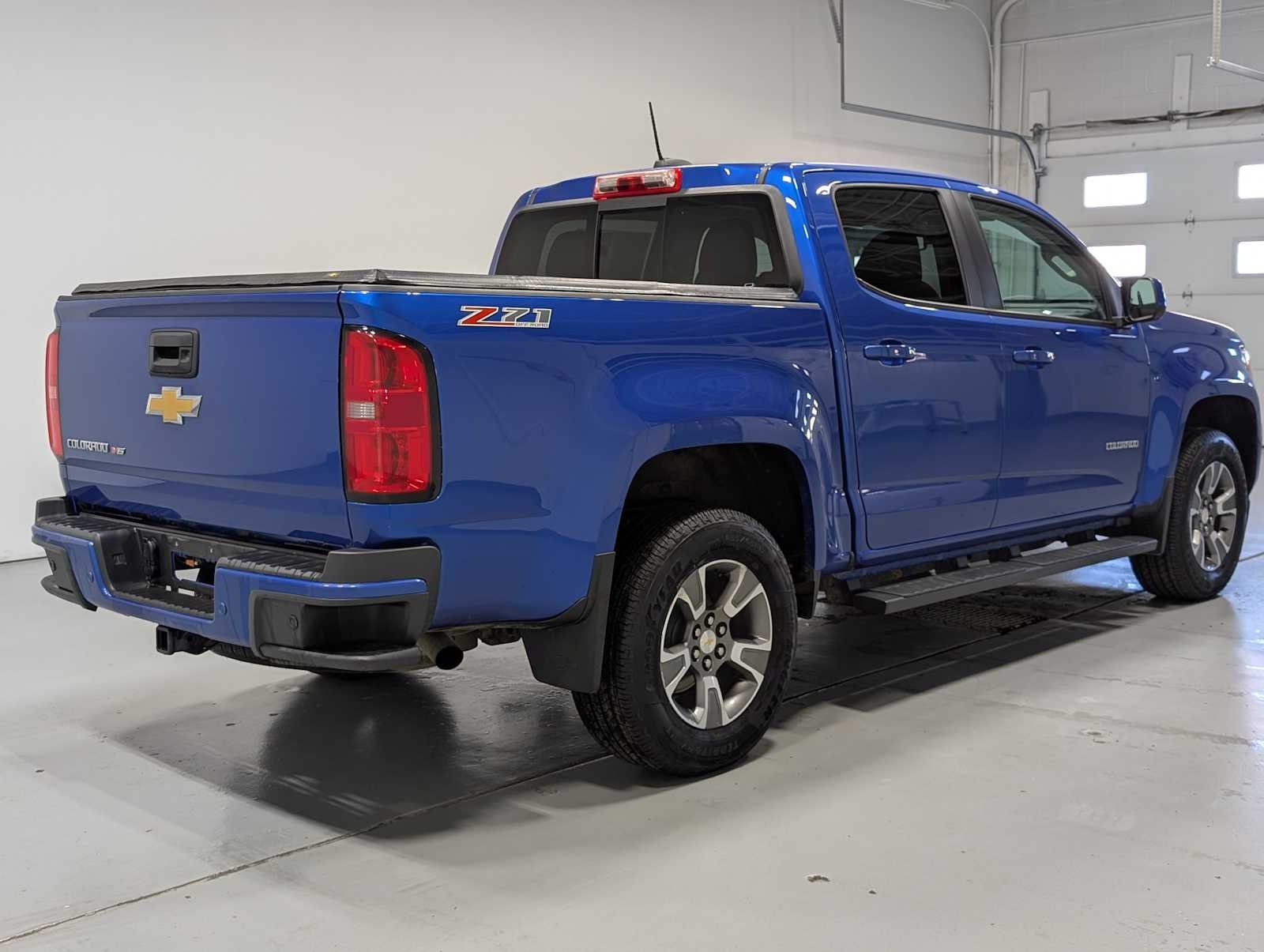 Used 2019 Kinetic Blue Metallic Chevrolet 4WD Z71 image 8