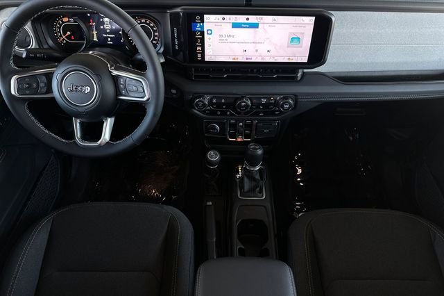 2025 Jeep Wrangler 4-Door Sahara - Photo 4