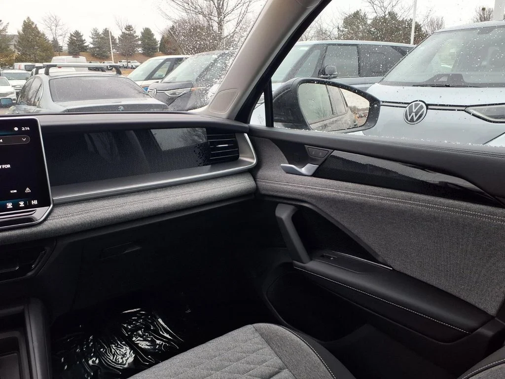 New 2026 Deep Black Pearl Volkswagen 2.0T S image 19