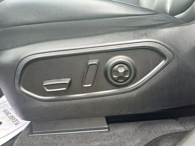 Used 2023 Red Jeep Limited image 14