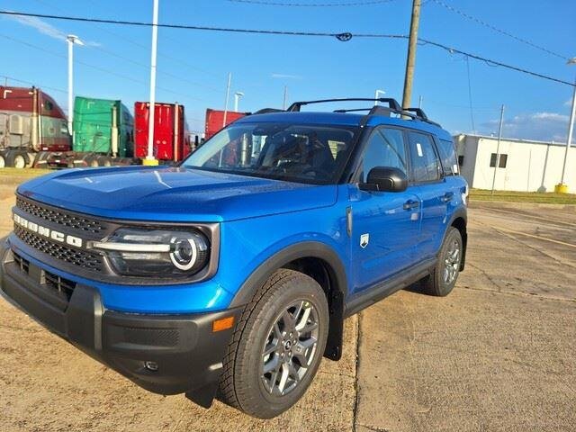 New 2025 Velocity Blue Metallic Ford Big Bend® image 9
