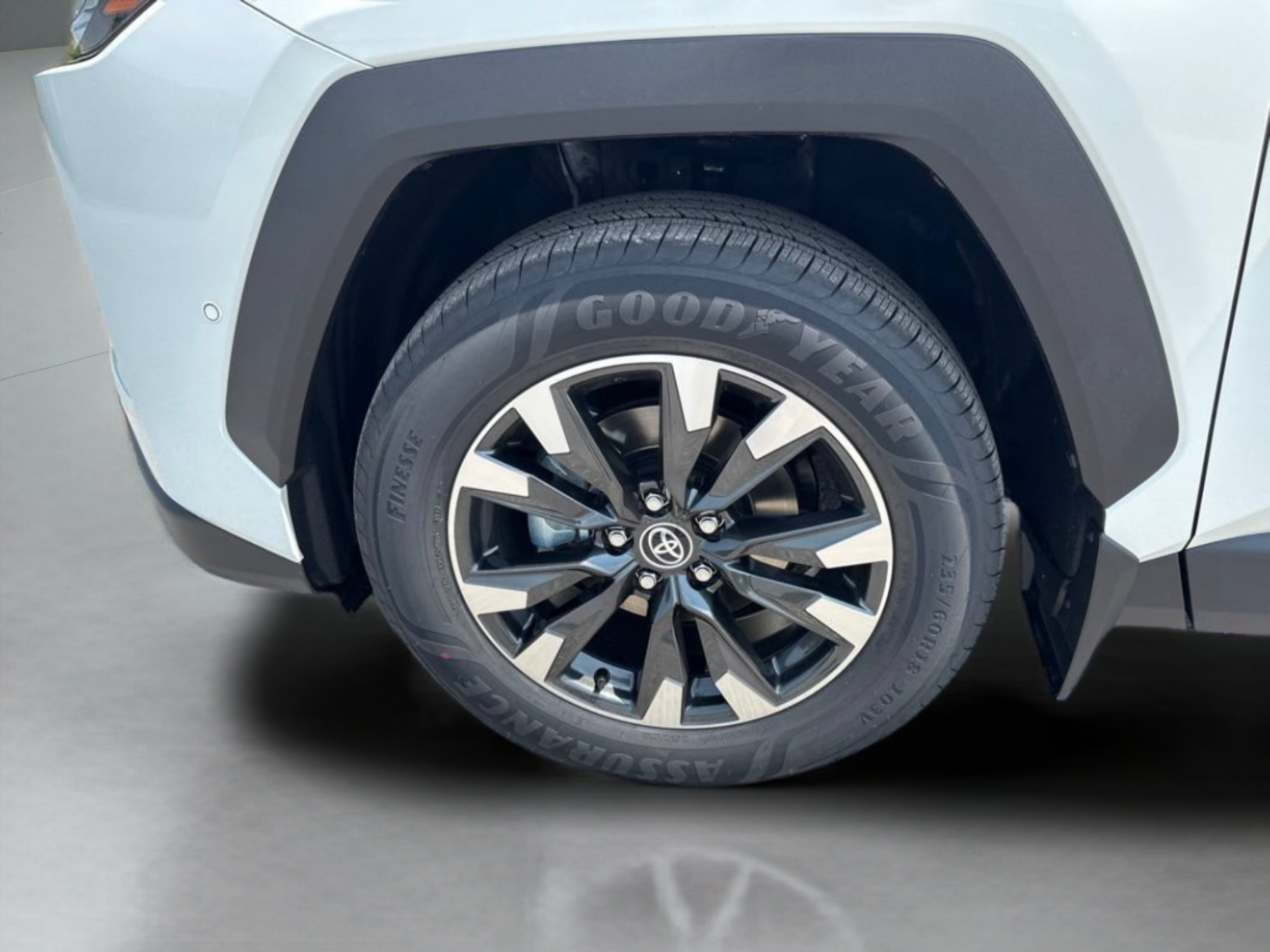 New 2026 0089/Wind Chill Toyota Limited image 34