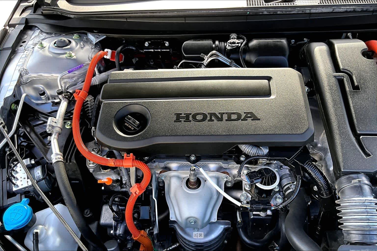 Used 2023 Lunar Silver Metallic Honda Sport image 33